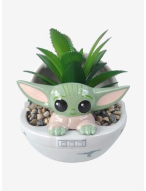 star-wars-baby-yoda-planter